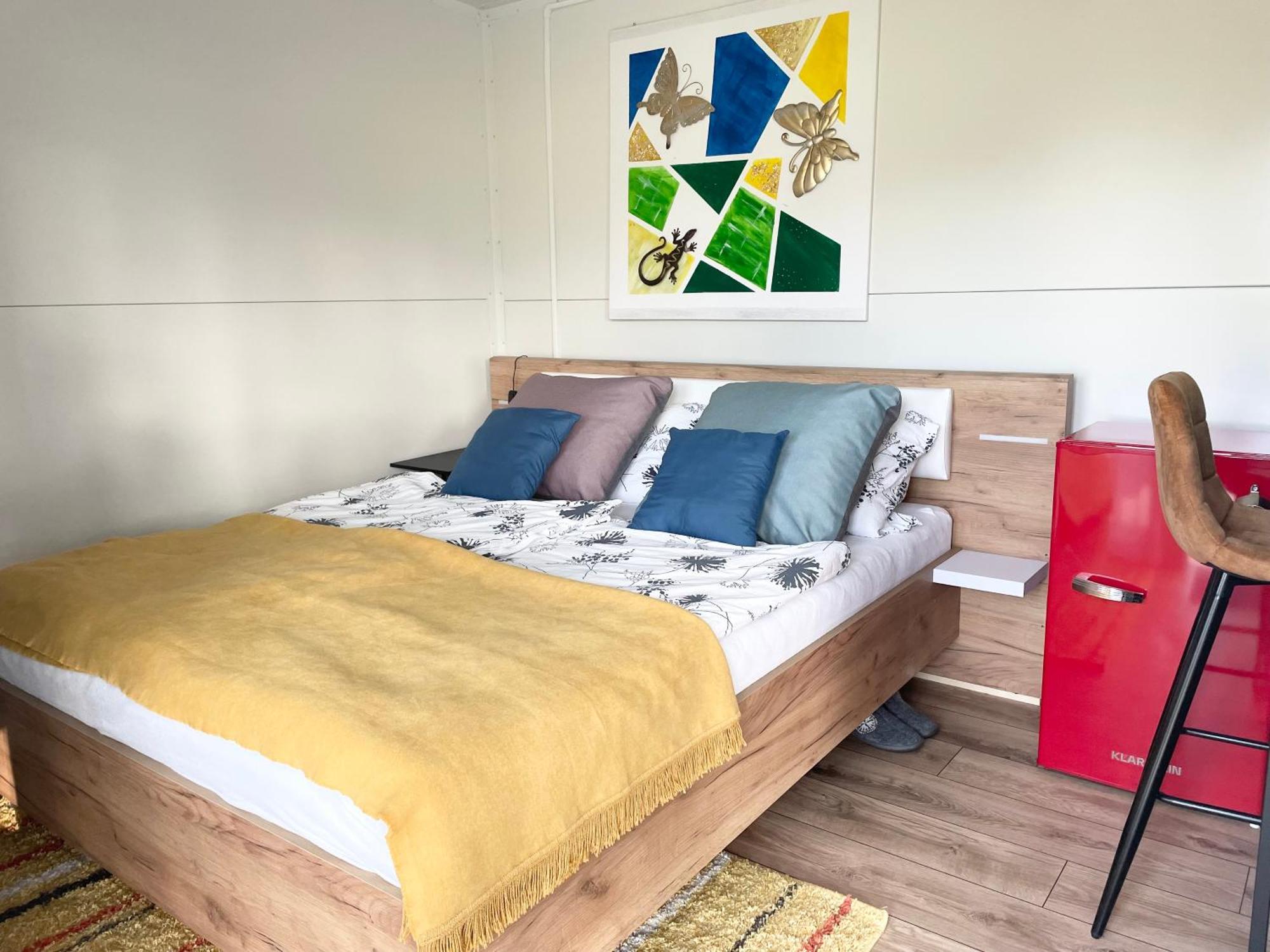 Tiny House With Mountain Views Apartment Turany Exterior photo